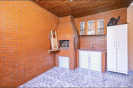 18_photo/94dce3aa8f.90bd9ce7e18c11b8-ATLAS-d1f2e43a-795d-432b-8001-f30ec38e1df0.jpg de casa à venda com 3 quartos, 188m² em Campo Comprido, Curitiba