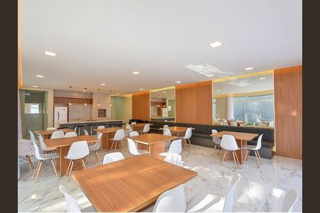 4_photo/94dce3aa97.cef17660cfa7d457-ATLAS-d22cfd63-facb-4ea6-a785-d2e77d281112.jpg de casa à venda com 3 quartos, 110m² em Campo Comprido, Curitiba