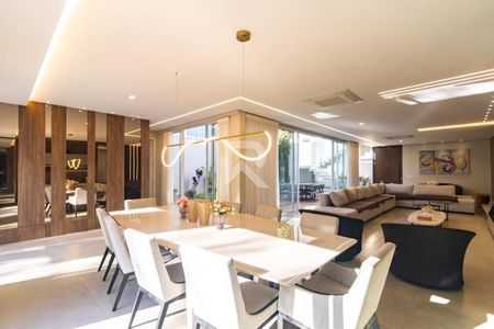 2_photo/94dce3ab27.5e5a18da4fe1f3b0-ATLAS-82f60eb7-8b2b-4792-8944-147245953c84.jpg de casa à venda com 4 quartos, 401m² em Campo Comprido, Curitiba