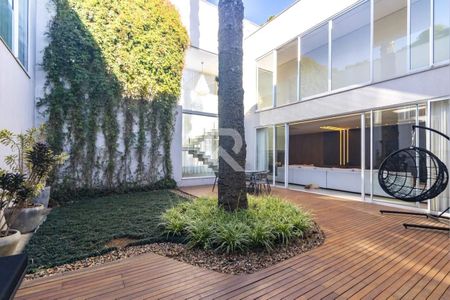 9_photo/94dce3ab27.5e5a18da4fe1f3b0-ATLAS-9ebc747a-dc21-4a5d-afa0-a34b9ff4b7ee.jpg de casa à venda com 4 quartos, 401m² em Campo Comprido, Curitiba