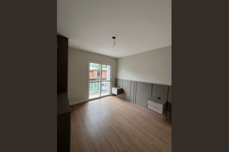 20_photo/94dce3abb3.4cea1a0b3f6bbd2f-ATLAS-b3d82b73-9ddb-42d3-a238-6224f3016092.jpg de casa à venda com 3 quartos, 110m² em Campo Comprido, Curitiba