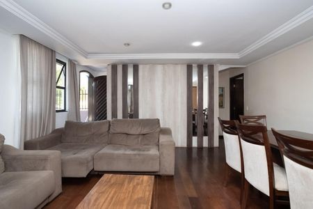 7_photo/94dce3af03.97484f792a469e2d-ATLAS-2b2d5e75-46e7-41a2-b518-aee87d870c3d.jpg de casa à venda com 4 quartos, 300m² em Santa Quiteria, Curitiba