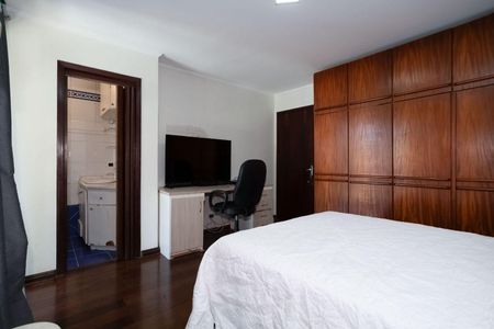 12_photo/94dce3af03.97484f792a469e2d-ATLAS-5726e929-e6cf-4e60-90ee-db384f924f0f.jpg de casa à venda com 4 quartos, 300m² em Santa Quiteria, Curitiba