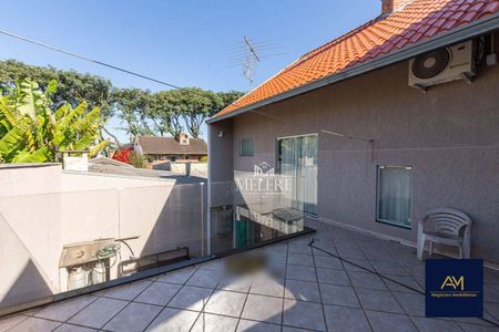 2_photo/94dce3af2d.5fb914e739453623-ATLAS-2f9b2a27-5e4a-4570-8ed4-96747fd04ef2.jpg de casa à venda com 5 quartos, 360m² em Santa Quiteria, Curitiba