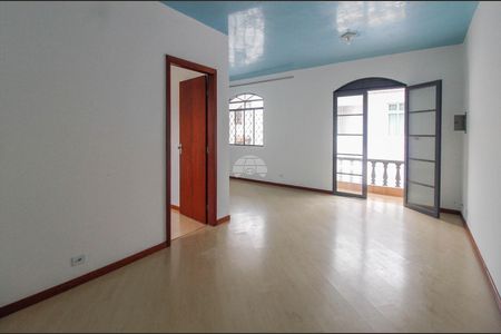 2_photo/94dce3af4f.391978af00bcb4d9-ATLAS-06bbb877-48b7-4eb3-9ce4-d26011700000.jpg de casa para alugar com 3 quartos, 216m² em Santa Quiteria, Curitiba