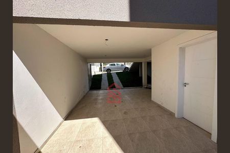 9_photo/94dce3b005.1849330c0761d027-ATLAS-07c0f38d-39f7-4bbe-a636-ccc6921404b7.jpg de casa à venda com 3 quartos, 208m² em Campo Comprido, Curitiba