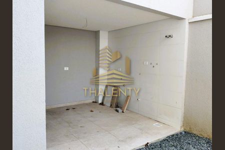 5_photo/94dce3b00f.72b299ddc7bc3168-ATLAS-b2469ccd-60b2-4fb6-82bd-a0f8ffa749ed.jpg de casa à venda com 3 quartos, 209m² em Campo Comprido, Curitiba