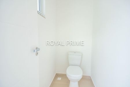 9_photo/94dce3b01b.f9153700a58920e4-ATLAS-5375db98-997f-4e92-9f47-61224c363c2b.jpg de casa à venda com 3 quartos, 209m² em Campo Comprido, Curitiba