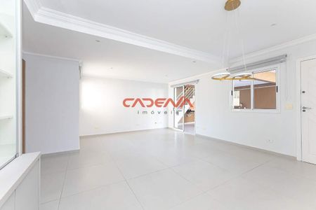 7_photo/94dce3b067.93b8fa184532727f-ATLAS-e4a0d68f-59f7-4a99-99b3-d71801b48389.jpg de casa à venda com 4 quartos, 146m² em Campo Comprido, Curitiba