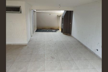 13_photo/94dce3b08f.23351eba74f1df34-ATLAS-12da288e-8295-46e9-bf24-a4adf39b00a8.jpg de casa à venda com 3 quartos, 209m² em Campo Comprido, Curitiba