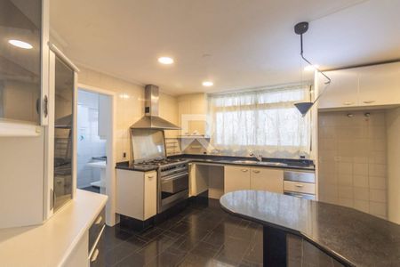 7_photo/94dce3b093.f0d80e315d5f746a-ATLAS-0cac5a44-8d62-4880-8a3e-b2160a11b4ca.jpg de casa de condomínio para alugar com 4 quartos, 300m² em Seminário, Curitiba