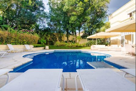 2_photo/94dce3b0a9.ceff8192393c33de-ATLAS-e3f17e22-0d2b-433e-8bed-eca475039c6a.jpg de casa à venda com 4 quartos, 794m² em Campo Comprido, Curitiba