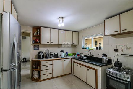6_photo/94dce3b0b7.4e1a6e6486a440d9-ATLAS-cc9ce2fc-9f9a-47f5-aa7d-fd9a00fd7912.jpg de casa para alugar com 3 quartos, 140m² em Campo Comprido, Curitiba