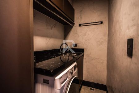 36_photo/94dce3b131.0a94ab6b0f2f587d-ATLAS-e2b574d6-0b86-4451-95a2-0ac3fe762b44.jpg de apartamento para alugar com 2 quartos, 218m² em Campo Comprido, Curitiba