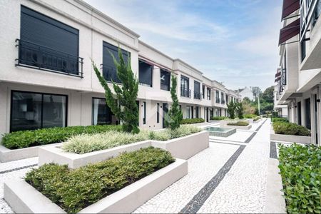 26_photo/94dce3b13d.f1f3fbab75514a52-ATLAS-3889434a-bc3e-4ef6-9ef1-fb856c5f53e9.jpg de casa à venda com 3 quartos, 164m² em Campo Comprido, Curitiba