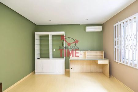 3_photo/94dce3b251.9d8fed69801cdea0-ATLAS-09e82cf2-9a31-4028-b298-b25fca3d9f20.jpg de casa à venda com 3 quartos, 263m² em Campo Comprido, Curitiba