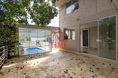 37_photo/94dce3b251.9d8fed69801cdea0-ATLAS-95802197-f289-430b-8564-0df0b3e40c8a.jpg de casa à venda com 3 quartos, 263m² em Campo Comprido, Curitiba