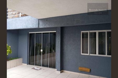 6_photo/94dce3b27d.10b15bb81f5ddb81-ATLAS-006420ef-5750-43a2-8bb2-3d5461d7e8f5.jpg de casa à venda com 4 quartos, 148m² em Campo Comprido, Curitiba