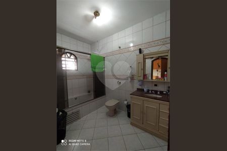 4_photo/94dce3b2d5.cba9474eaf1c4fd4-ATLAS-07893e44-e83f-489a-9a54-05787ca943d5.jpg de casa à venda com 3 quartos, 312m² em Campo Comprido, Curitiba