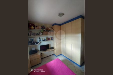 5_photo/94dce3b2d5.cba9474eaf1c4fd4-ATLAS-856bff1f-4a2e-4f7a-9f21-ac35cd78a19b.jpg de casa à venda com 3 quartos, 312m² em Campo Comprido, Curitiba