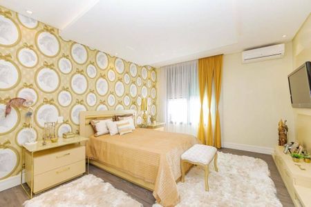 6_photo/94dce3b41f.7991cd8448758a4b-ATLAS-1174e662-b7dc-41a4-b1c3-a5a0e63686b2.jpg de casa à venda com 4 quartos, 670m² em Campo Comprido, Curitiba