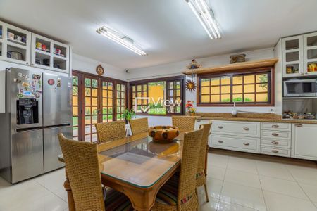 7_photo/94dce3b49f.bfd3f060e84d4b3b-ATLAS-28489918-8f59-43a7-a04a-c6e1f7ddadab.jpg de casa para alugar com 4 quartos, 500m² em Campo Comprido, Curitiba