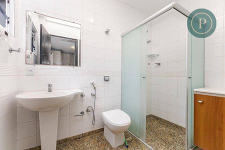 7_photo/94dce3b59d.72f38772c60cc7a0-ATLAS-645b9f05-e31d-42ce-89f1-76add5b6798e.jpg de casa à venda com 5 quartos, 369m² em Campo Comprido, Curitiba
