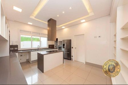 28_photo/94dce3b685.cedc79afaf978558-ATLAS-7c64569f-11c6-4c9f-9cc9-db53bc9aacea.jpg de apartamento para alugar com 4 quartos, 580m² em Campo Comprido, Curitiba