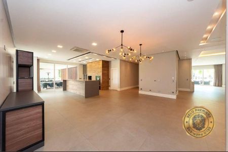 12_photo/94dce3b685.cedc79afaf978558-ATLAS-cef92178-eba7-49ff-ba4c-8b92721cfb45.jpg de apartamento para alugar com 4 quartos, 580m² em Campo Comprido, Curitiba