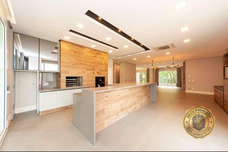 16_photo/94dce3b685.cedc79afaf978558-ATLAS-da1610b3-0f60-4924-b191-60fcc0ee744a.jpg de apartamento para alugar com 4 quartos, 580m² em Campo Comprido, Curitiba