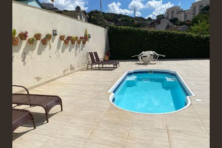 15_photo/94dce3b6fd.2008f600ea595daf-ATLAS-048d93e9-a279-4ad0-9098-cbcb21b0b13d.jpg de casa à venda com 3 quartos, 349m² em Campo Comprido, Curitiba