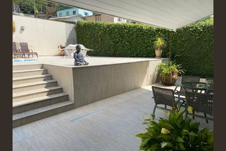 13_photo/94dce3b6fd.2008f600ea595daf-ATLAS-5d05234e-cd44-4694-b154-c5fba7e85b71.jpg de casa à venda com 3 quartos, 349m² em Campo Comprido, Curitiba