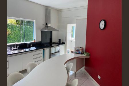 23_photo/94dce3b6fd.2008f600ea595daf-ATLAS-a880e329-e54d-4b09-9df8-58e744142fbe.jpg de casa à venda com 3 quartos, 349m² em Campo Comprido, Curitiba