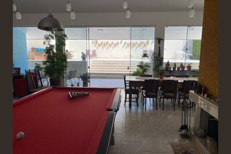 8_photo/94dce3b6fd.2008f600ea595daf-ATLAS-c3e20e9c-ff97-4ba6-877b-a30b0a3c527f.jpg de casa à venda com 3 quartos, 349m² em Campo Comprido, Curitiba