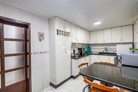 38_photo/94dce3b815.09604b2c146ebc17-ATLAS-b12faab9-191c-4e59-ad16-281c95dc25f9.jpg de casa à venda com 3 quartos, 136m² em Seminário, Curitiba