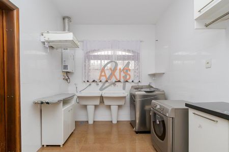 1_photo/94dce3b889.16787a6ea0be7e8a-ATLAS-af3c0c24-ac5a-473f-8a0d-bcba9f4f1ed1.jpg de casa à venda com 3 quartos, 322m² em Seminário, Curitiba