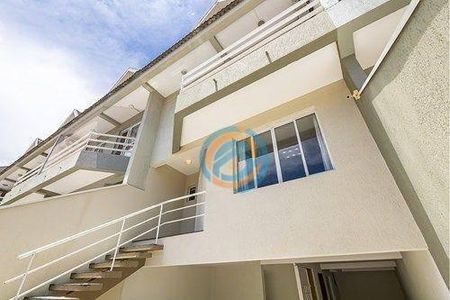 30_photo/94dce3b891.69530a6104d48ca1-ATLAS-e318f44a-6f45-4d69-9503-4da6dd7e9794.jpg de casa à venda com 3 quartos, 213m² em Seminário, Curitiba
