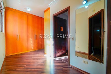 18_photo/94dce3b89d.f90d1e514ded60bc-ATLAS-0240d3ce-3edf-4f80-878e-29fcbaafe9d4.jpg de casa à venda com 5 quartos, 267m² em Seminário, Curitiba