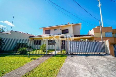 11_photo/94dce3b89d.f90d1e514ded60bc-ATLAS-069b7d90-422c-403d-b433-d615efaec6a2.jpg de casa à venda com 5 quartos, 267m² em Seminário, Curitiba