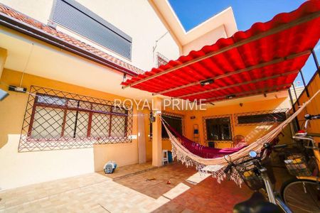 35_photo/94dce3b89d.f90d1e514ded60bc-ATLAS-3a73e516-b0ac-4e5f-bfee-9e0131b20c46.jpg de casa à venda com 5 quartos, 267m² em Seminário, Curitiba