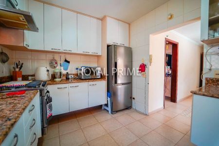 28_photo/94dce3b89d.f90d1e514ded60bc-ATLAS-4422c213-51ad-4e7c-bdd5-3bf91c2bc831.jpg de casa à venda com 5 quartos, 267m² em Seminário, Curitiba