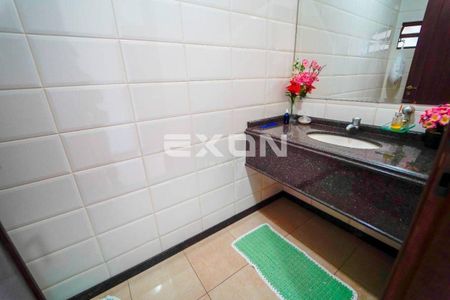 8_photo/94dce3b89d.f90d1e514ded60bc-ATLAS-bc129457-ad49-48c2-8de3-025298af45b5.jpg de casa à venda com 5 quartos, 267m² em Seminário, Curitiba