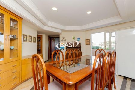 4_photo/94dce3b8a1.30fef9726345fe7d-ATLAS-207a90b9-fc9f-4f6c-9885-9632be4e20cf.jpg de casa à venda com 5 quartos, 603m² em Campina do Siqueira, Curitiba