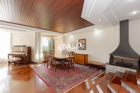 11_photo/94dce3b8a1.30fef9726345fe7d-ATLAS-4b321fa5-e7b7-4755-8d22-3124abaa439f.jpg de casa à venda com 5 quartos, 603m² em Campina do Siqueira, Curitiba