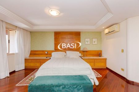 36_photo/94dce3b8a1.30fef9726345fe7d-ATLAS-c0fb0eef-5ffe-42e8-a562-6eb08171ec81.jpg de casa à venda com 5 quartos, 603m² em Campina do Siqueira, Curitiba