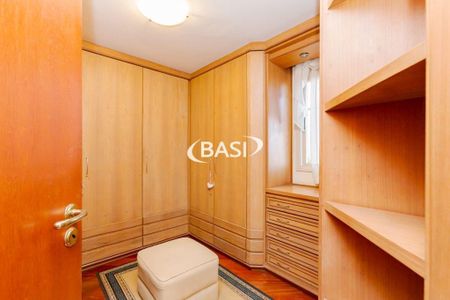 38_photo/94dce3b8a1.30fef9726345fe7d-ATLAS-fd64be25-6df9-4fd4-8388-7ee37b4e1c45.jpg de casa à venda com 5 quartos, 603m² em Campina do Siqueira, Curitiba