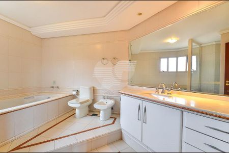 5_photo/94dce3b8a5.1ec89c7cbdfc8b9a-ATLAS-1ce9bda5-c0bd-4af9-bd47-67f582b91b5e.jpg de casa à venda com 5 quartos, 604m² em Campina do Siqueira, Curitiba