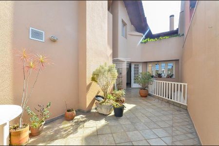 3_photo/94dce3b8a5.1ec89c7cbdfc8b9a-ATLAS-44285e9c-2297-4f27-9675-cd44d0e9d730.jpg de casa à venda com 5 quartos, 604m² em Campina do Siqueira, Curitiba