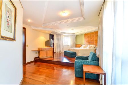 6_photo/94dce3b8a5.1ec89c7cbdfc8b9a-ATLAS-4579bfde-fe2f-4281-bf49-811f2bc523ef.jpg de casa à venda com 5 quartos, 604m² em Campina do Siqueira, Curitiba