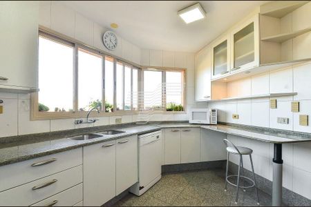 9_photo/94dce3b8a5.1ec89c7cbdfc8b9a-ATLAS-4c5c708d-e067-43e0-8d22-1ccfde4c94db.jpg de casa à venda com 5 quartos, 604m² em Campina do Siqueira, Curitiba